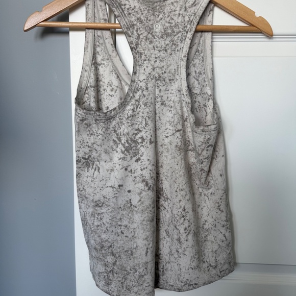 Lululemon Love Tank Top - Picture 4 of 5